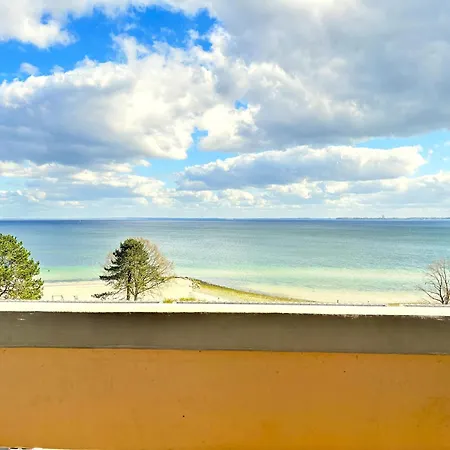Strandglueck Mit Meerblick Sierksdorf